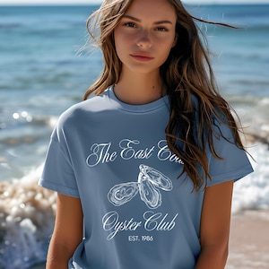 Oyster Club Shirt| Vintage Coastal Aesthetic| Seafood Shirt Retro| East Coast Shirt| Aw Shucks| Ocean Food Lover| East Coast Oysters