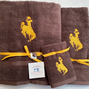 UWYO Embroidered Bath Towels, Graduation Gift, Steamboat