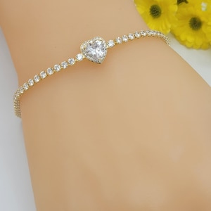 14K Gold Plated Icy CZ Heart Love Bracelet. Tennis Style. Elegant. Oro Laminado.
