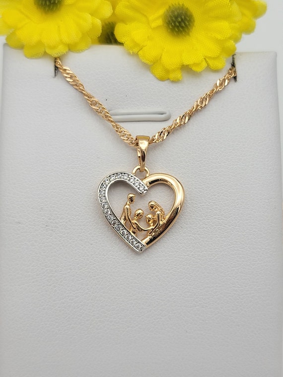 Family pendant gold discount