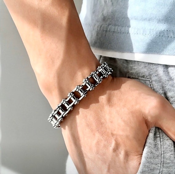 Mens bicycle shop chain bracelet