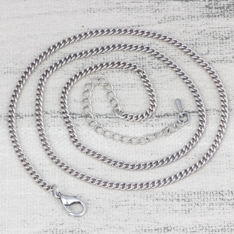 Charm 12pcs Feather Pendant Pave Rhinestone White Shell Necklace Charm Shell Jewelry Making DIY Beach Necklace Gift For Women Yoga Necklace