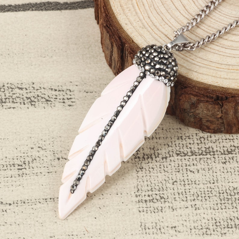 Charm 12pcs Feather Pendant Pave Rhinestone White Shell Necklace Charm Shell Jewelry Making DIY Beach Necklace Gift For Women Yoga Necklace