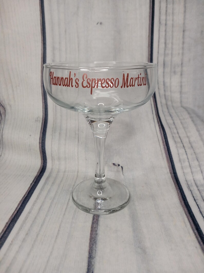 Copa de Espresso Martini personalizada / Regalo para el bar de casa imagen 3