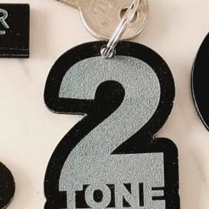 2 Tone SKA key Ring | Keyring for Home | Holiday Lets | Garage, Gate | Door | Post Box Gift Keychain | key holder