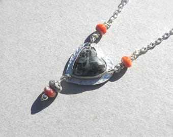 White Buffalo Heart with Spiny Oyster - Pendant, Sterling Silver, White Buffalo Turquoise, Black, White, Spiny Oyster, Beads, Handmade