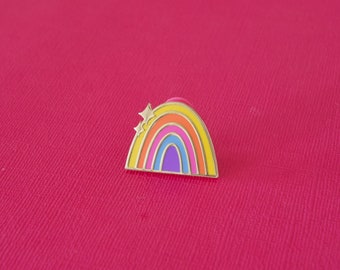 Helle Regenbogen Emaille Pin