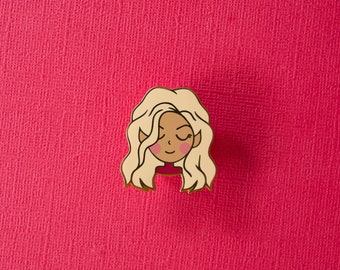 Mor | Bookish Babe Enamel Pin
