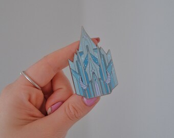 Worlds of Wonder Enamel Pin Collection | Throne of Glass, The Glass Palace