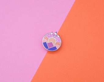 Dusk Court Emaille Pin