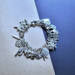 ULTRA 20 Years Later | The Last of Us Inspired Charm Bracelet | Joel and Ellie | Joel Miller | Ellie Williams | Naughty Dog | Pedro Pascal