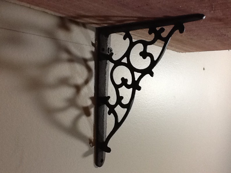 4 Leaf /& Vine Shelf Brace Shelf Bracket Corbel Cast Iron Rustic FREE SHIPPING