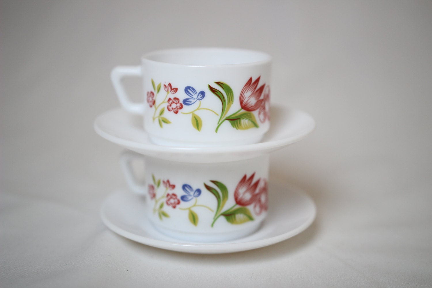 Joli Lot de 2 Tasses, Vaisselle Vintage, Tasses et Soucoupes à Fleurs,
