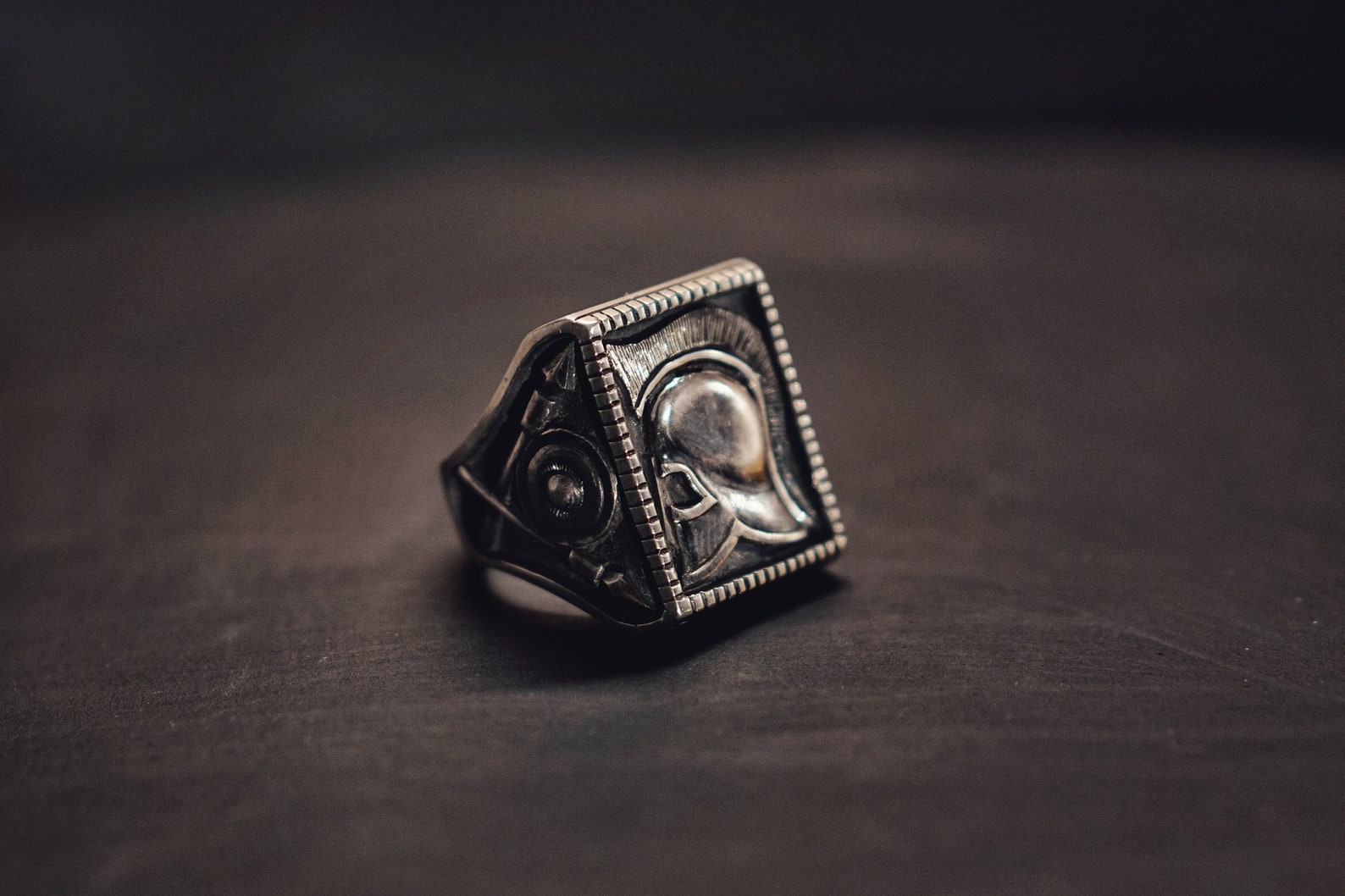 Arcanum оружие ближнего боя. Ключ инквизитора. Метеоритный посох элден ринг. Кольцо копье. Elden ring древесное копье.