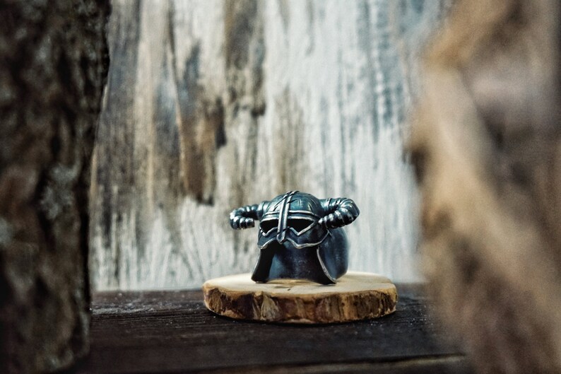Big Ring silver helmet with horns Vikings style Big Ring silver helmet with horns Vikings style