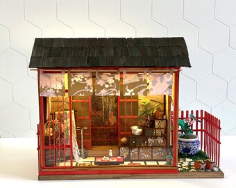 Simon j's miniature room box Japanese Geisha house