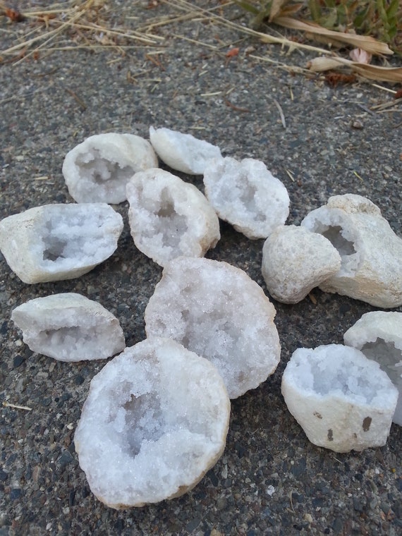 Geode Pair/ Small Geode/ Crystals/ White Crystal/ Geode/ Fossil/ Gift/ Home Decor/ Craft Supply/ Druzy