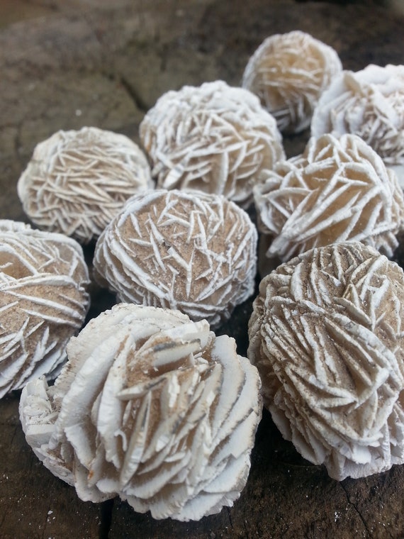 Small Desert Rose/ Selenite/ Rose/ Sand/ Desert/ White Crystal/ Vintage/ Fossils/ Home Decor/ Gift/ Craft Supplies/ Party Favors