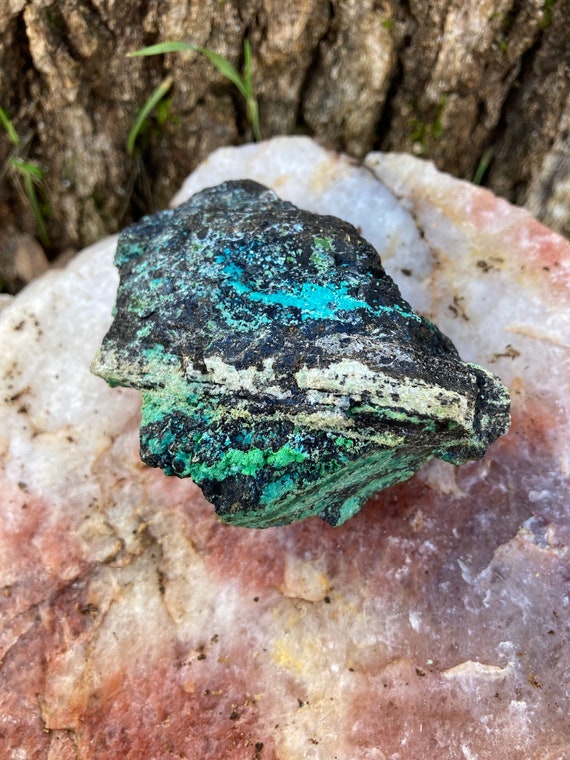 Chrysocolla Crystal, Copper, Black, Blue, Green, White Stone, Geodes, Metaphysical Crystals, Yoga Room, Healing, Unique Crystal, Terrarium