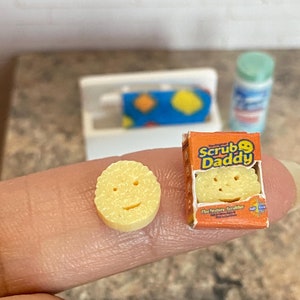 1:12 Miniature Scrub Sponge Face, Dollhouse Cleaning Accessories, Miniature Props