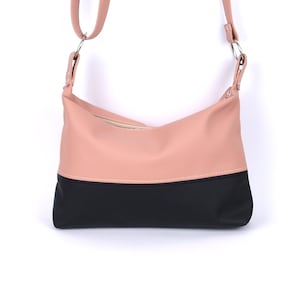 Sac Crossbody, Sac en cuir végétalien, Sac Crossbody en cuir, Sac à bandoulière medium, Sac en cuir Femmes, Sac à bandoulière en cuir, Grand sac à bandoulière