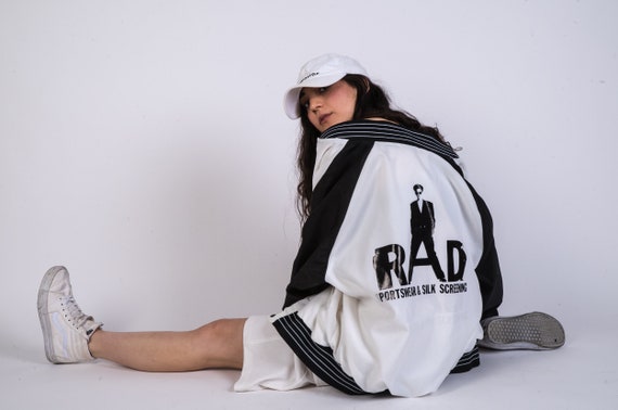 1980's Graphic Bomber Jacket - image 2