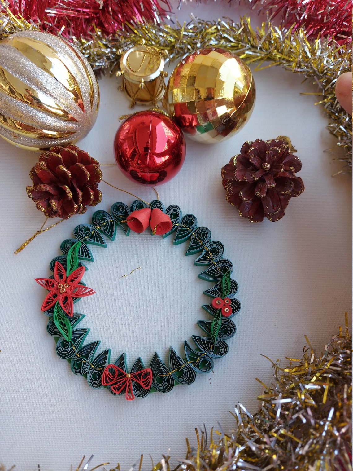 Quilling Wreath, Christmas Tree Ornament, Window Decoration, Christmas