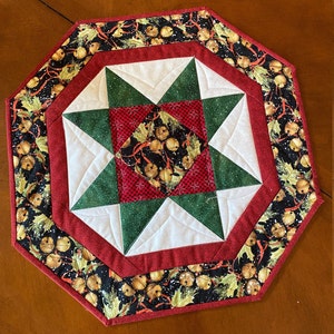 Quilted Christmas Table Topper, Candle Place Mat, Octagon Quilted Table Topper, Christmas Jingle Bells, Christmas Decor