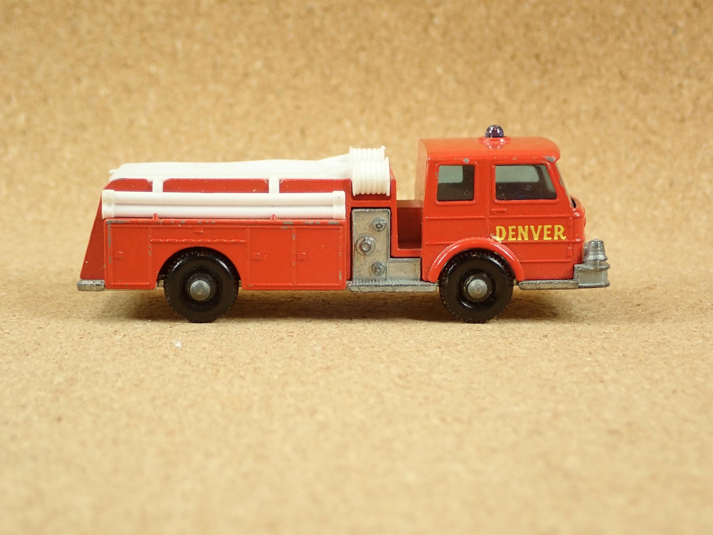 Matchbox Series by Lesney No. 29 (29C1) Lafrance Fire Pumper Truck