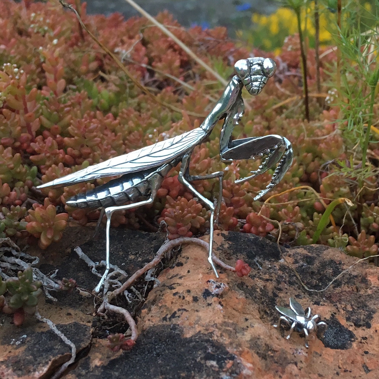 Praying Mantis Ornament - European Praying Mantis Figurine Praying Mantis Ornament - European Praying Mantis Figurine