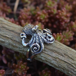 Octopus Ring - Sterling Silver Octopus - Handmade Ring - Wildlife Jewellery by Emma Keating