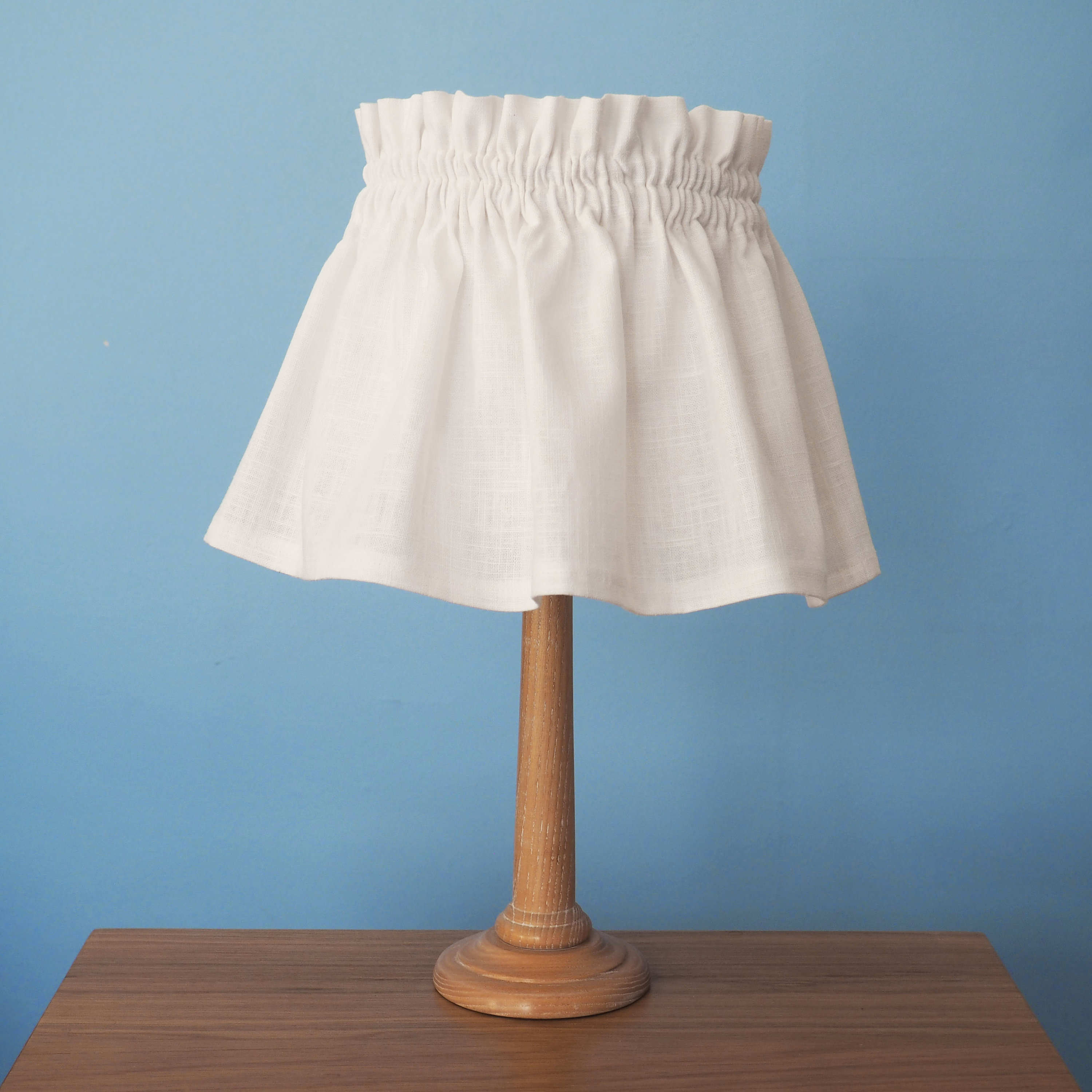 Handmade MEDIUM Scrunchie White 100% Linen Fabric Loose