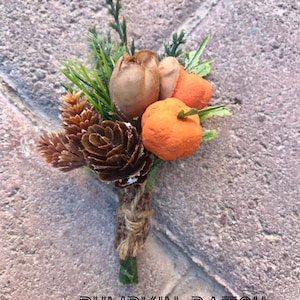 Autumn wedding boutonniere, pumpkin groomsmen flowers, pumpkin groom boutonniere, orange boutonniere, fall wedding boutonniere, burlap.