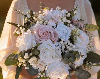 Blush Ivory Rose Brautstrauß, rosa Hochzeitsblumen, Eukalyptus und Schleierkraut Brautstrauß