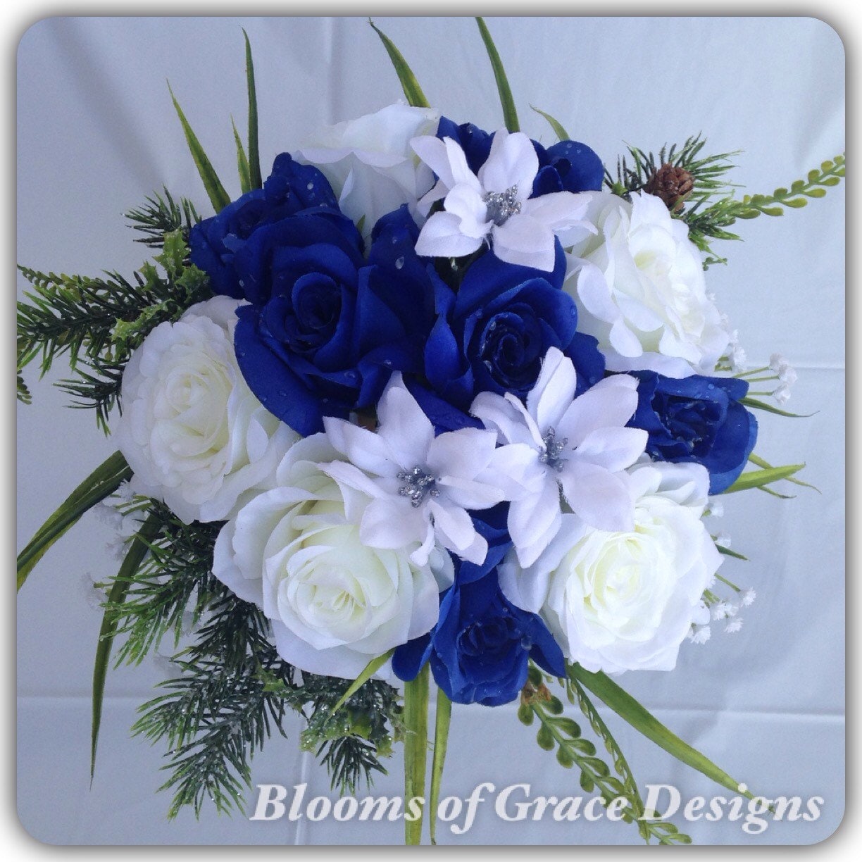 Bouquet rond royal roses bleu et blanc. Bouquet de mariage. - Etsy France