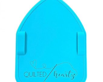 Binding Eaze by Quilted Heartz #281104 silicone mat for pressing binding peacock blue