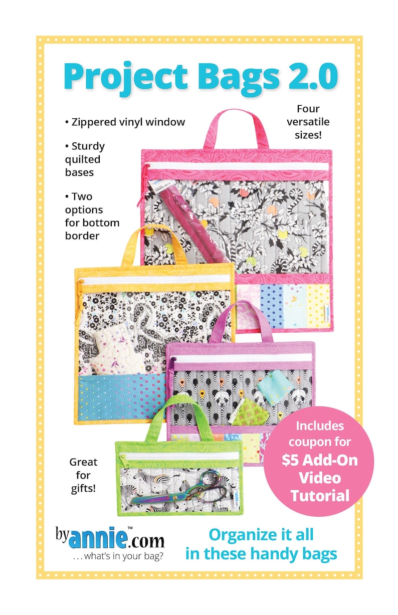 Puede incluir: Cuatro bolsas de proyecto coloridas con ventanas de vinilo con cremallera. Las bolsas est&aacute;n hechas con bases acolchadas y tienen dos opciones para los bordes inferiores. Las bolsas son ideales para regalos y organizaci&oacute;n. "Project Bags 2.0" y "byannie.com" est&aacute;n impresos en la imagen. Incluye cup&oacute;n para un tutorial de video adicional de $ 5.