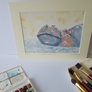 Aquarela de hipopótamo feliz, arte de hipopótamo, pintura de animais africanos, impressão montada de edição limitada de animais de safári, tiragem de 100 exemplares do original