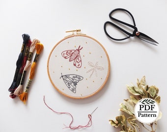 PDF Pattern of Mini Beasts Embroidery Hoop. PDF Pattern. Moth Design. Embroidery Pattern. Beginner Level. Autmnal Tones Embroidery Hoop.