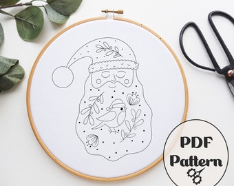 サンタクロースの刺繍パターン：冬の花柄デザイン（PDFパターン）