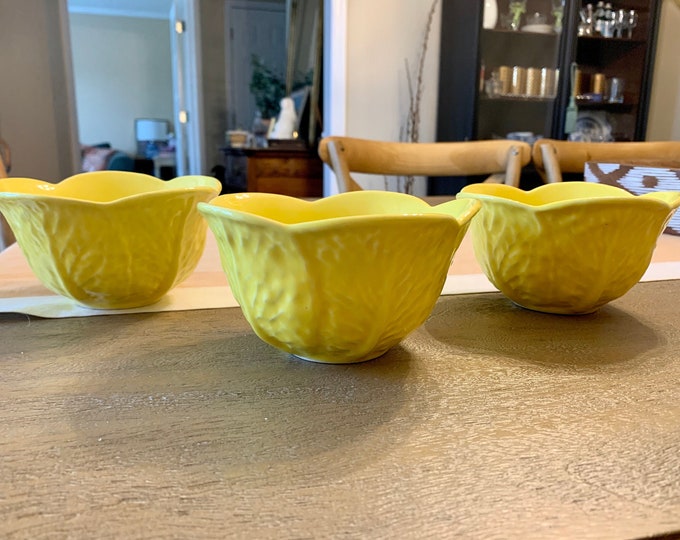 Vintage Yellow Majolica Cabbage Bowls, Set of 3 Scalloped Pottery Bowls