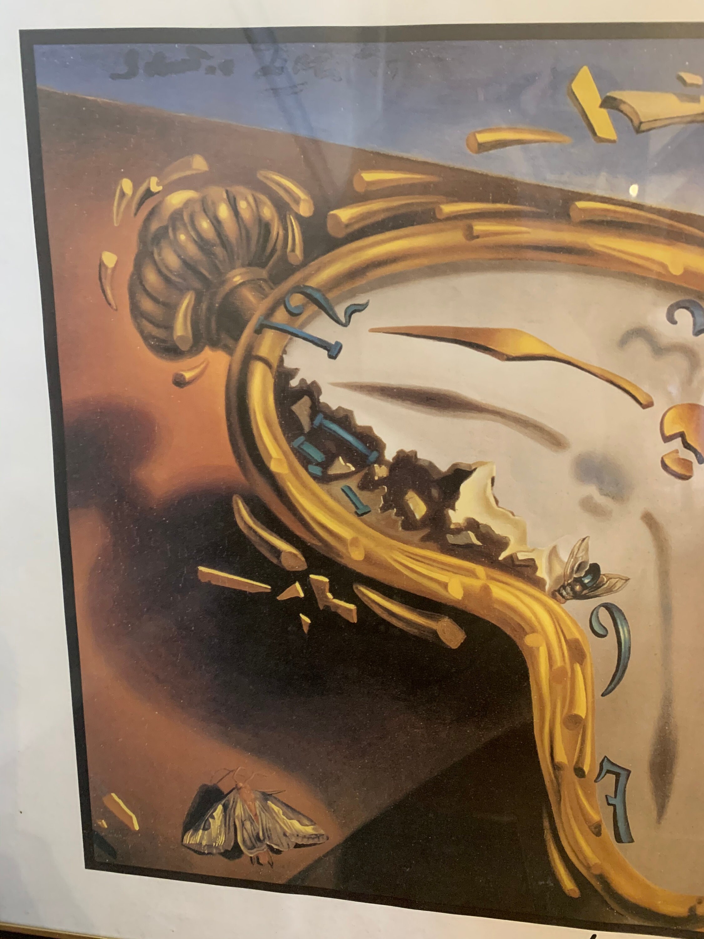 Montre Molle Au Moment De La Première Explosion