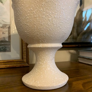 Retro White Stucco Compote Vase, Spatter Pottery Pedestal Vase With Ruffled Rim image 2