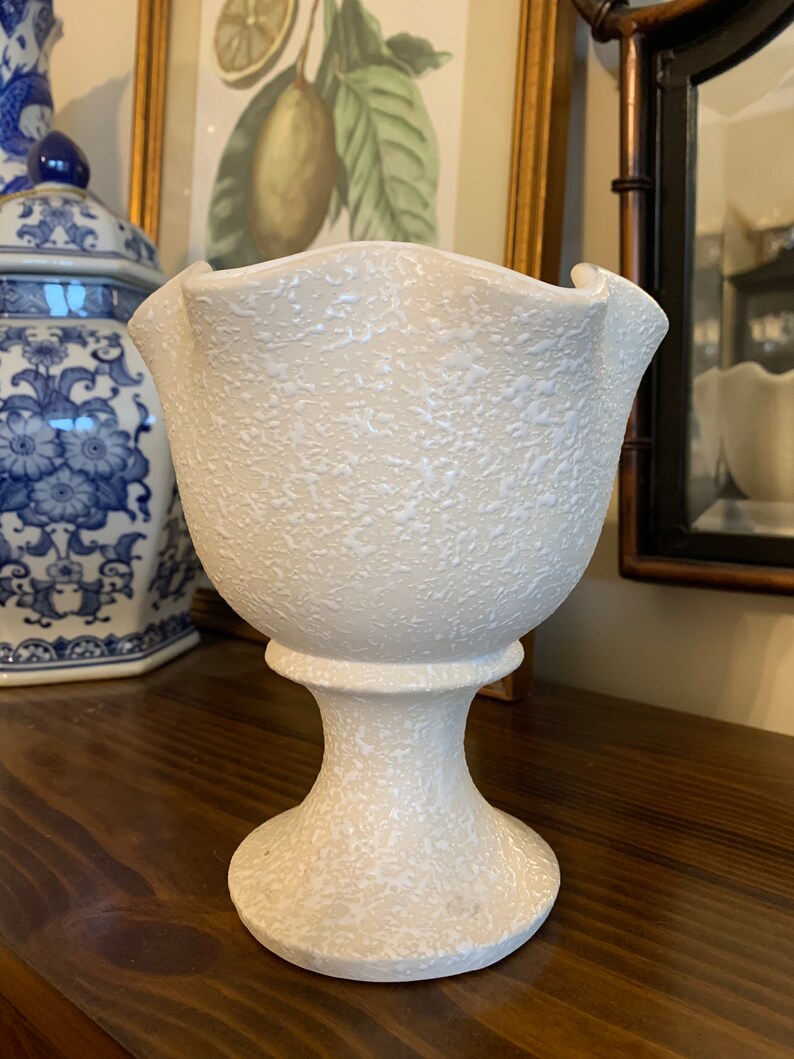Retro White Stucco Compote Vase, Spatter Pottery Pedestal Vase With Ruffled Rim image 8