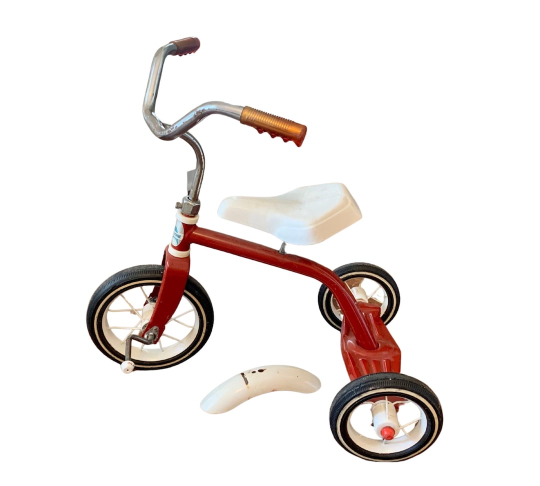 Vintage 1980s Hedstrom Tricycle, Retro Red and White Tricycle, Photo Prop, Project Piece Asis