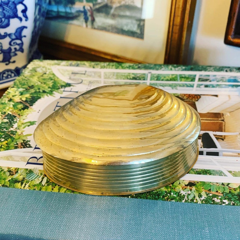 Vintage Brass Clam Shell Hinged Box Brass Shell Trinket Jewelry Box