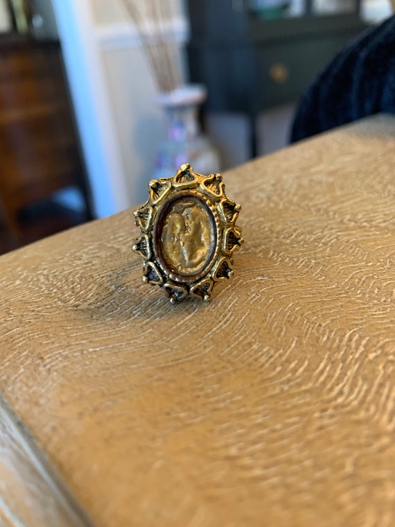 Vintage Cameo Setting Ring, Gold Toned Mourning R… - image 6