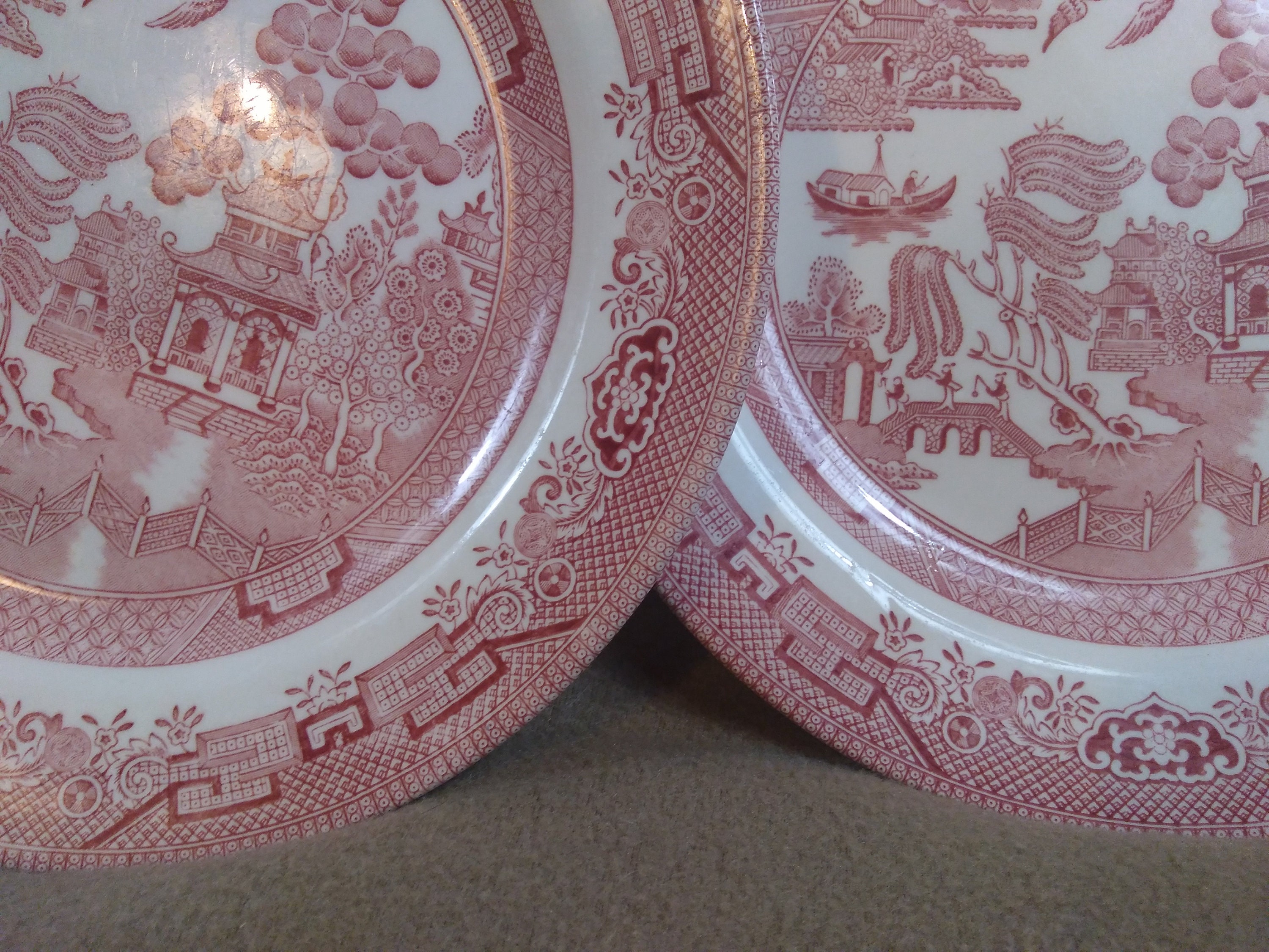 Set Of 2 English Churchill Red Willow Stoneware Dinner Plates Ceramic