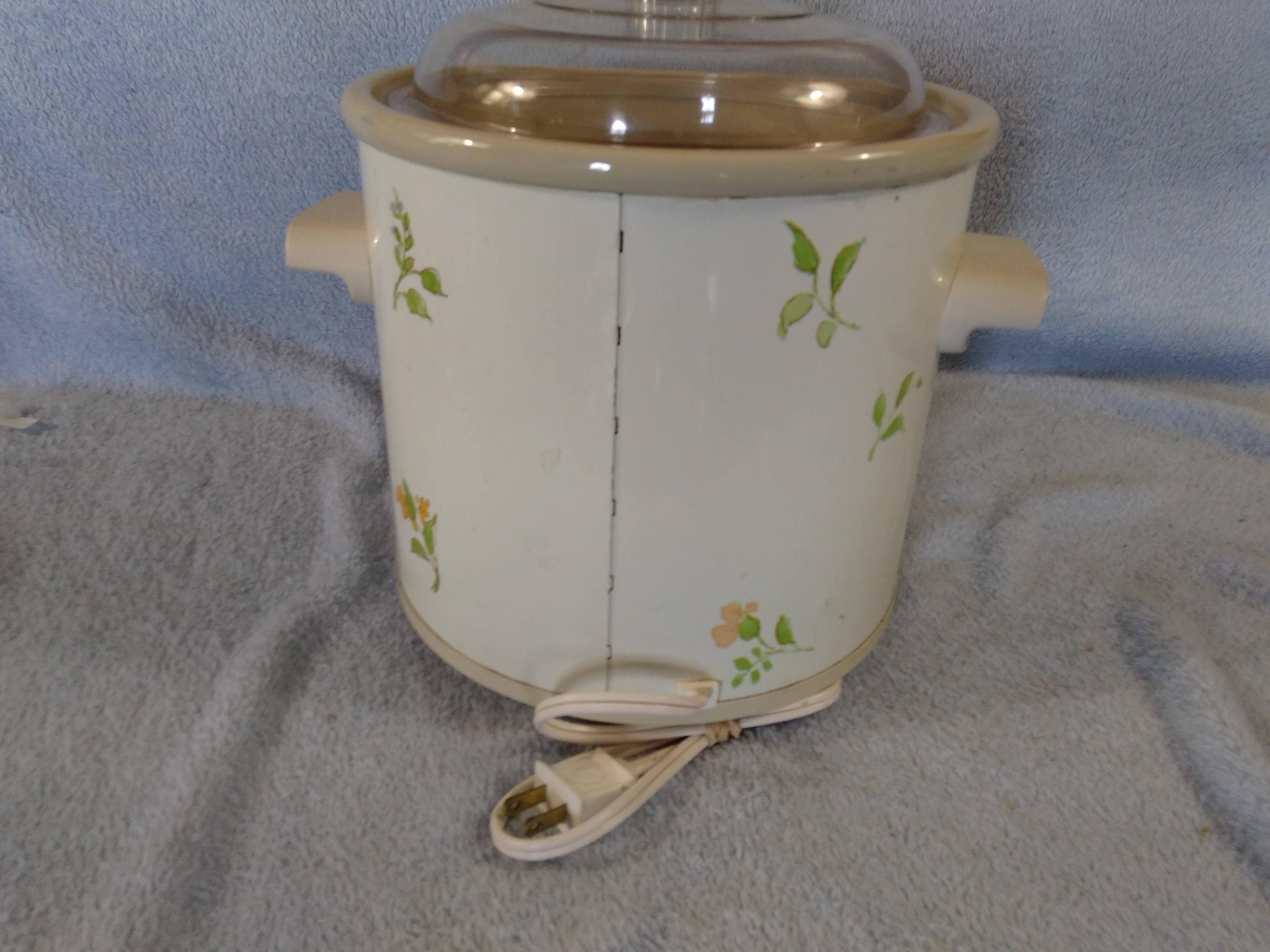 Vintage Rival Crock Pot Slow Cooker Quart For 2 RV Apartment Size Retro