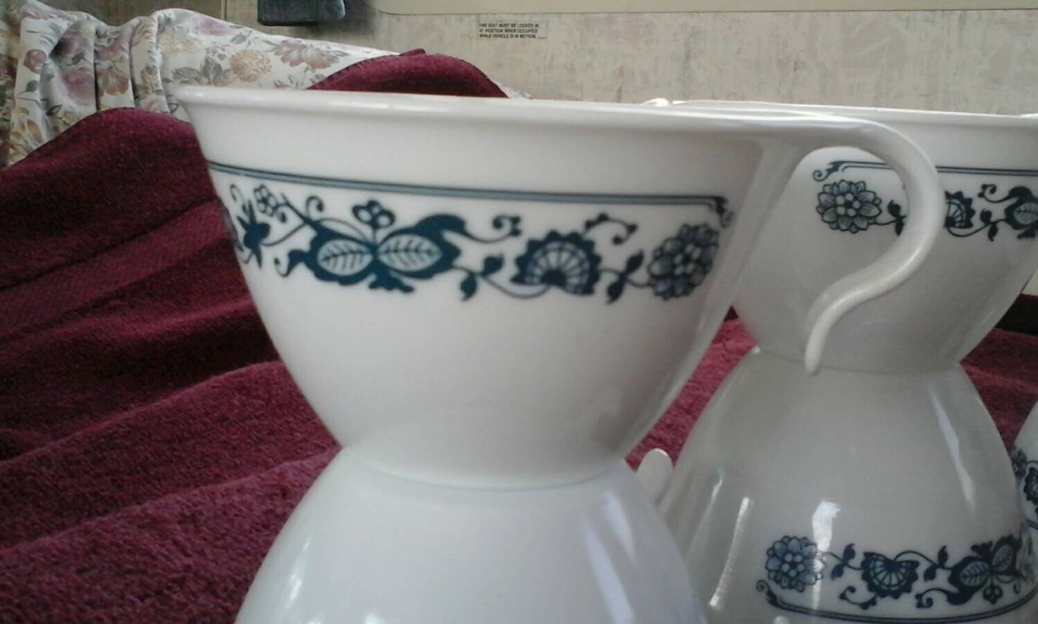 Corelle Old Towne Blue Onion Hooked Handle Coffee Tea Cups Set of 8